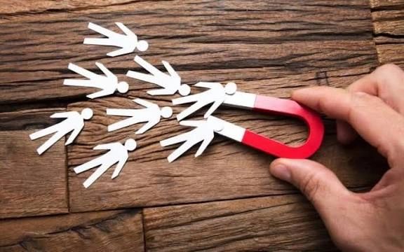 Convencerla y Convencerlo: 4 CLAVES de PERSUASIÓN 2 convencerla y convencerlo 4 claves de persuasion
