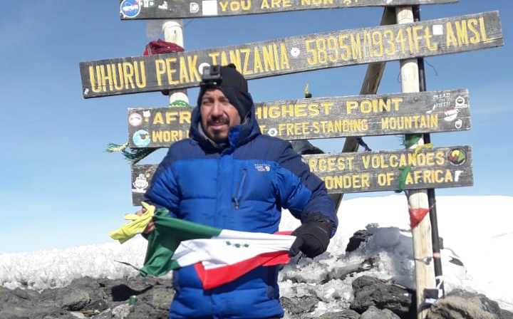 descubre la grandeza de la montana mas alta de