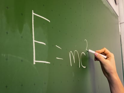 FÍSICA RELATIVISTA: Qué es la TEORÍA de la RELATIVIDAD 2 fisica relativista que es la teoria de la relatividad