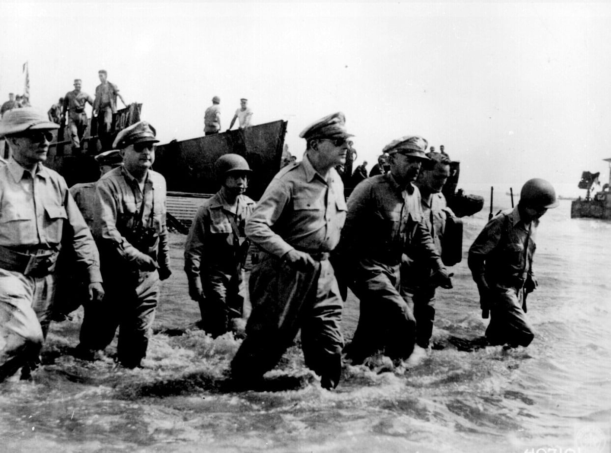GENERAL MACARTHUR: SECRETOS y CARACTERÍSTICAS REVELADAS 2 general macarthur secretos y caracteristicas reveladas