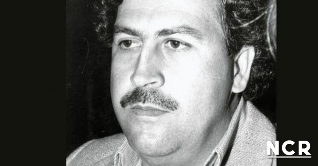 PABLO ESCOBAR: El NARCOTRAFICANTE que fue POLÍTICO 2 pablo escobar el narcotraficante que fue politico