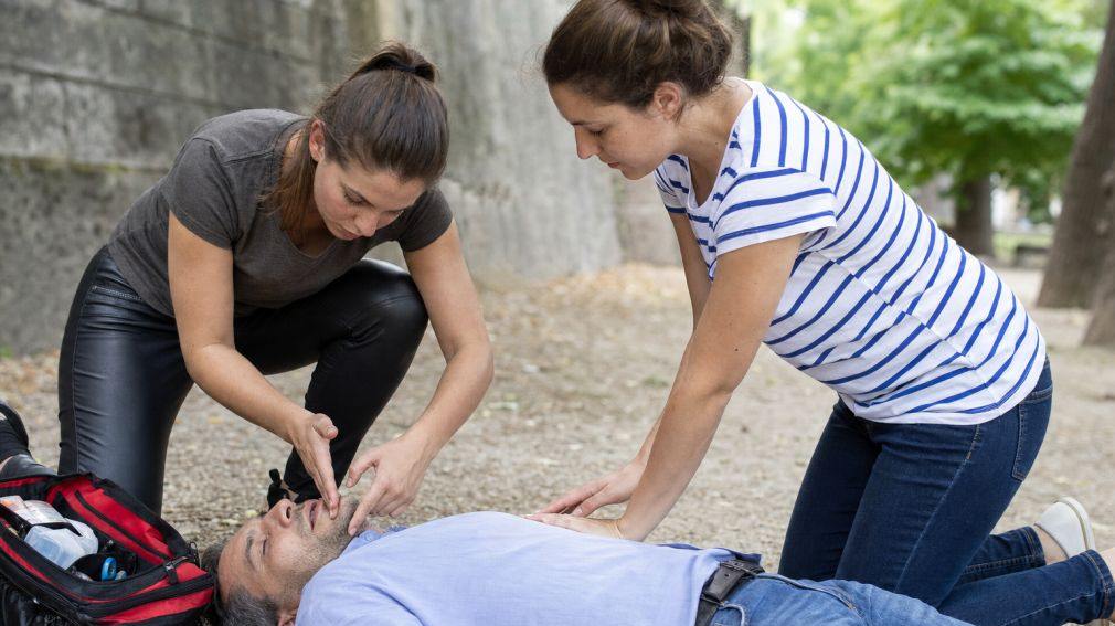 Primeros Auxilios Psicológicos: Cómo PUEDEN SALVAR Vidas 2 primeros auxilios psicologicos como pueden salvar vidas