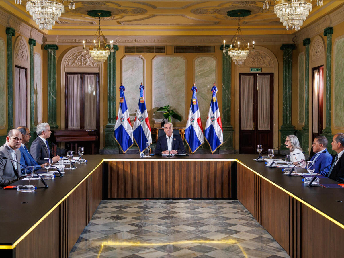 SISTEMA DE GOBIERNO: Cuáles son sus CLAVE CARACTERÍSTICAS 2 sistema de gobierno cuales son sus clave caracteristicas