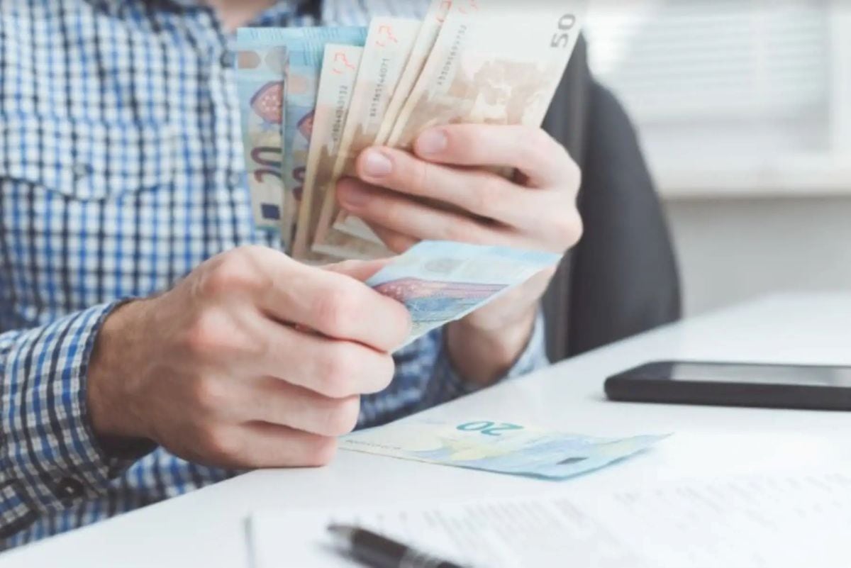 Transforma tu Economía: Claves Financieras Esenciales 2 transforma tu economia claves financieras esenciales