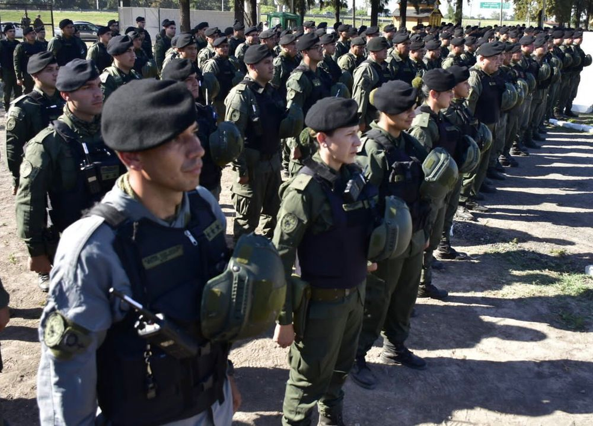 Unitarios y Federales: ¡DESCUBRE sus DIFERENCIAS CLAVE! 2 unitarios y federales descubre sus diferencias clave